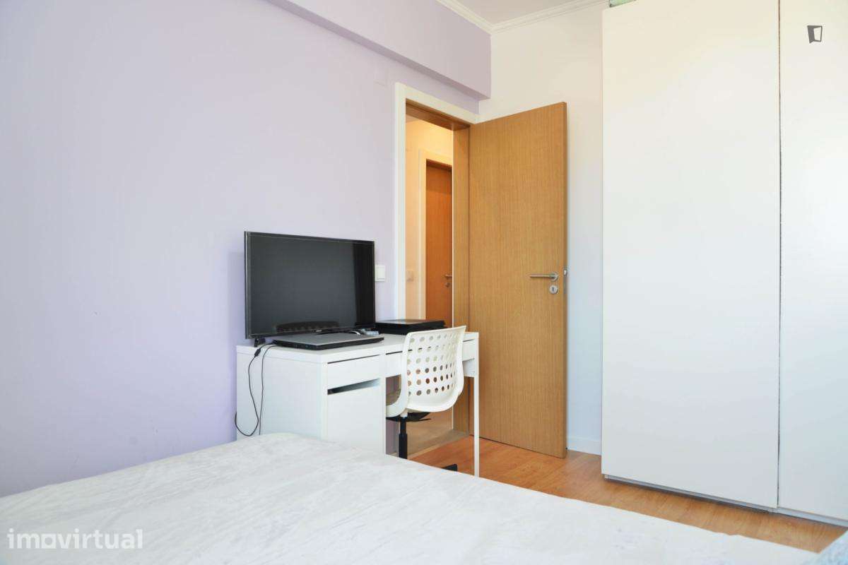 Quarto - localizado em Chelas Lisbon - Grande imagem: 5/11