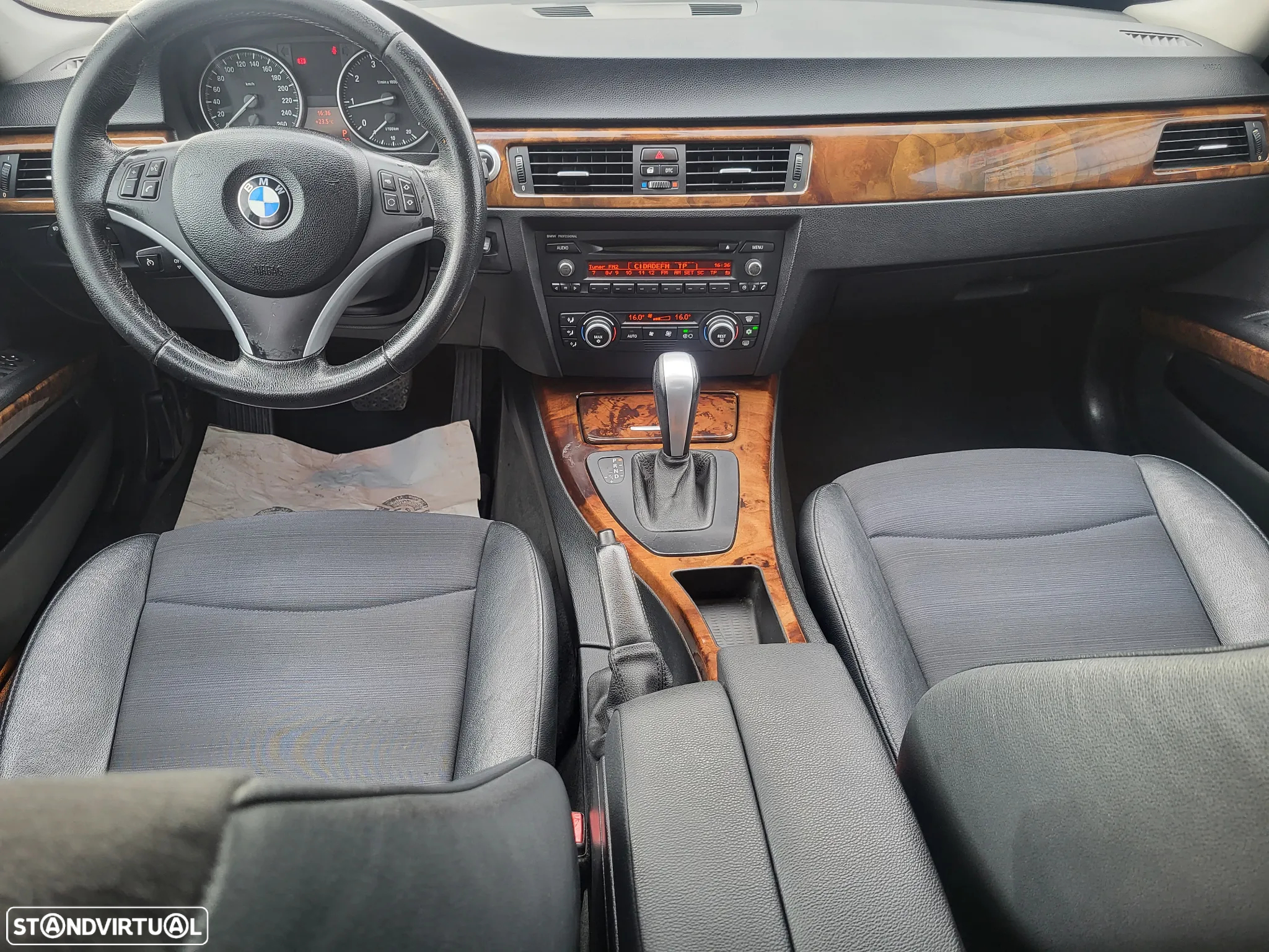 BMW 318 i Auto - 6