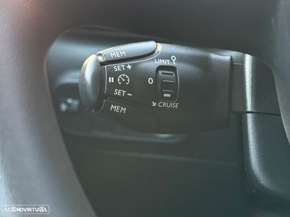 Citroën C3 1.2 PureTech Shine Pack - 7