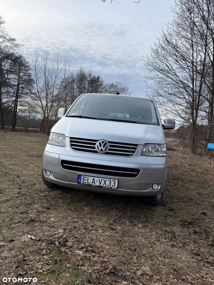 Volkswagen Multivan - 21