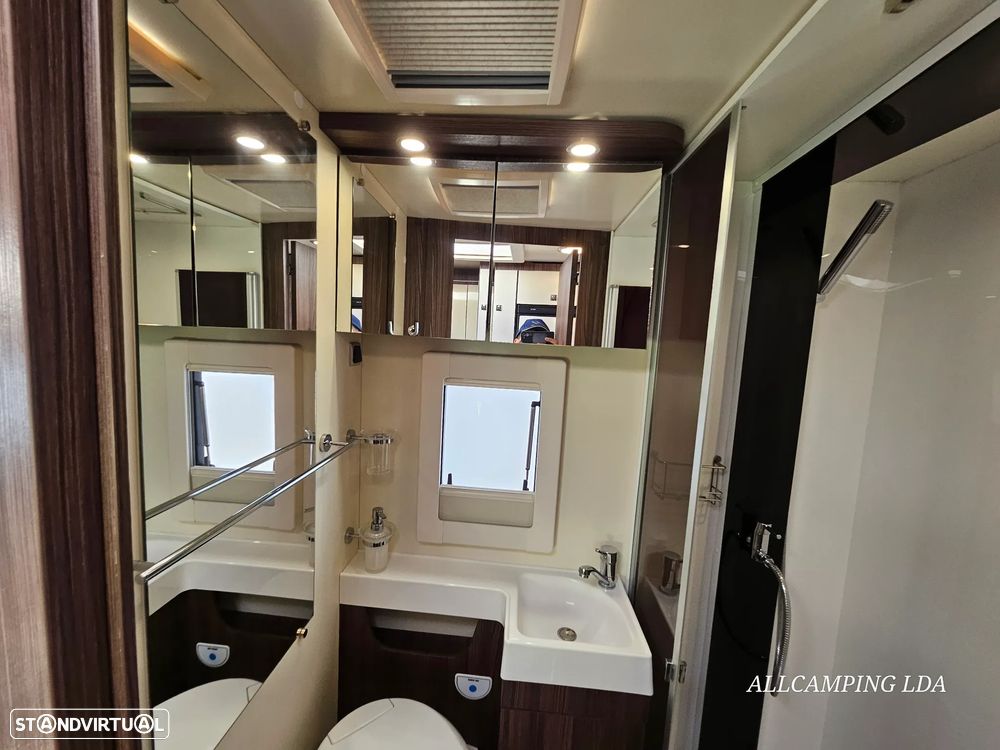 Benimar Tessoro 442 5 Lugares - 42