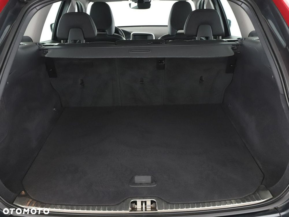 Volvo XC 60 D3 Momentum - 21