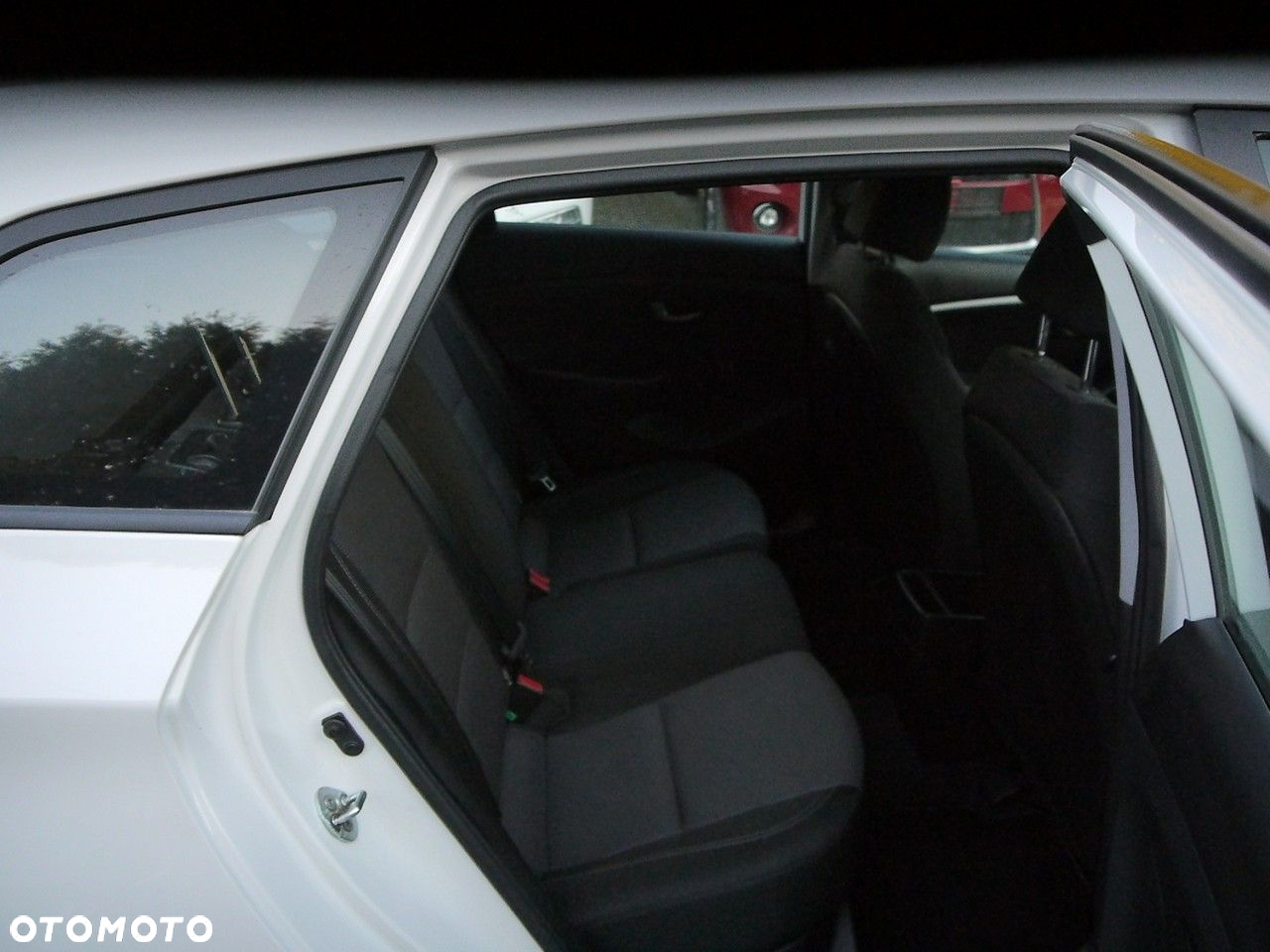 Hyundai i30 1.6 CRDi Comfort - 27
