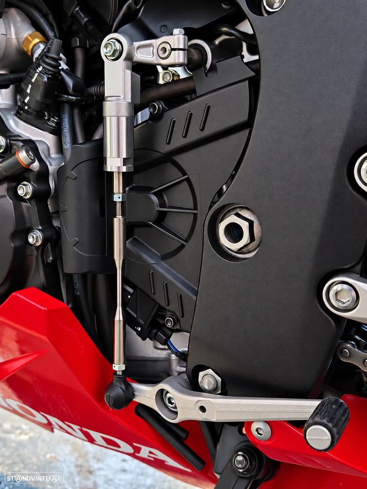 Honda CBR RR-R SP FIREBLADE - 21