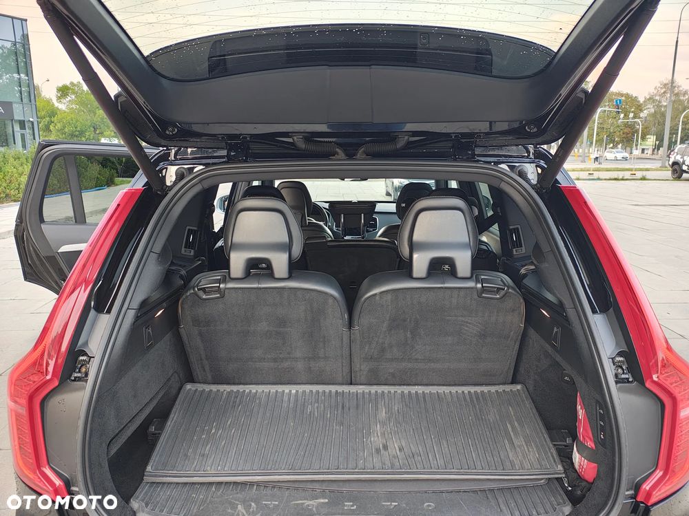 Volvo XC 90 D5 AWD R-Design 7os - 22