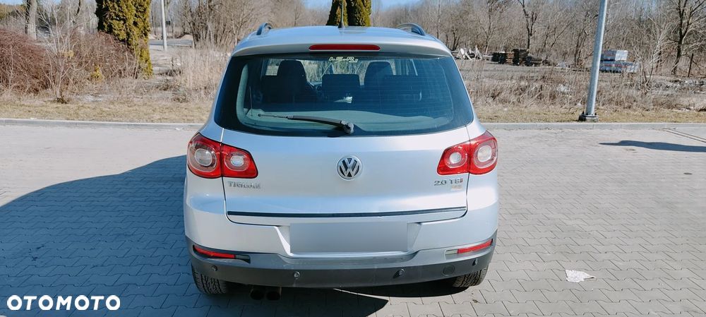 Volkswagen Tiguan 2.0 TSI 4Mot Sport&Style - 4