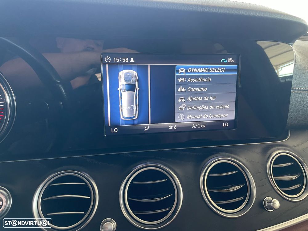 Mercedes-Benz E 220 d 4Matic 9G-TRONIC AMG Line - 24