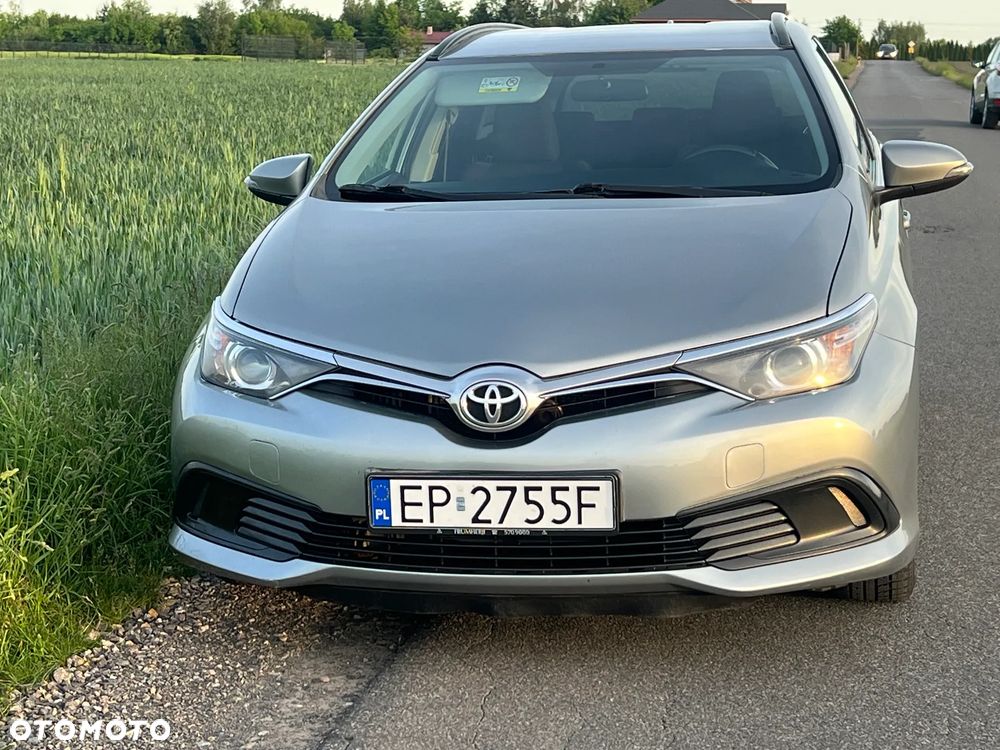 Toyota Auris 1.4 D-4D Edition - 2