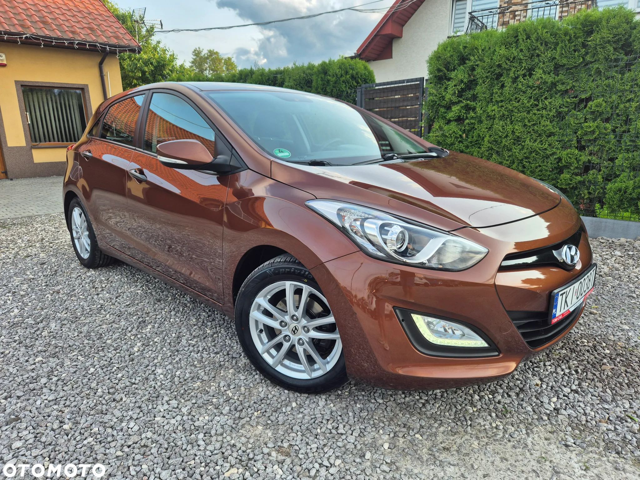 Hyundai i30 1.4 Intro Edition - 1
