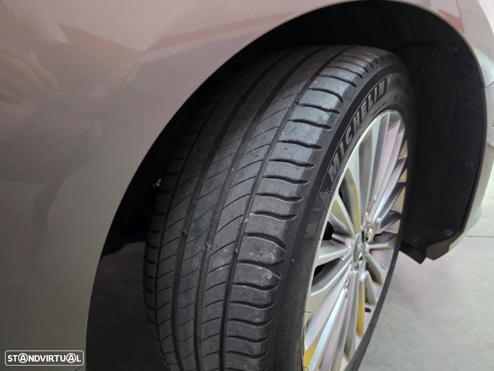 Ford Focus 1.5 TDCi ECOBlue Vignale - 18