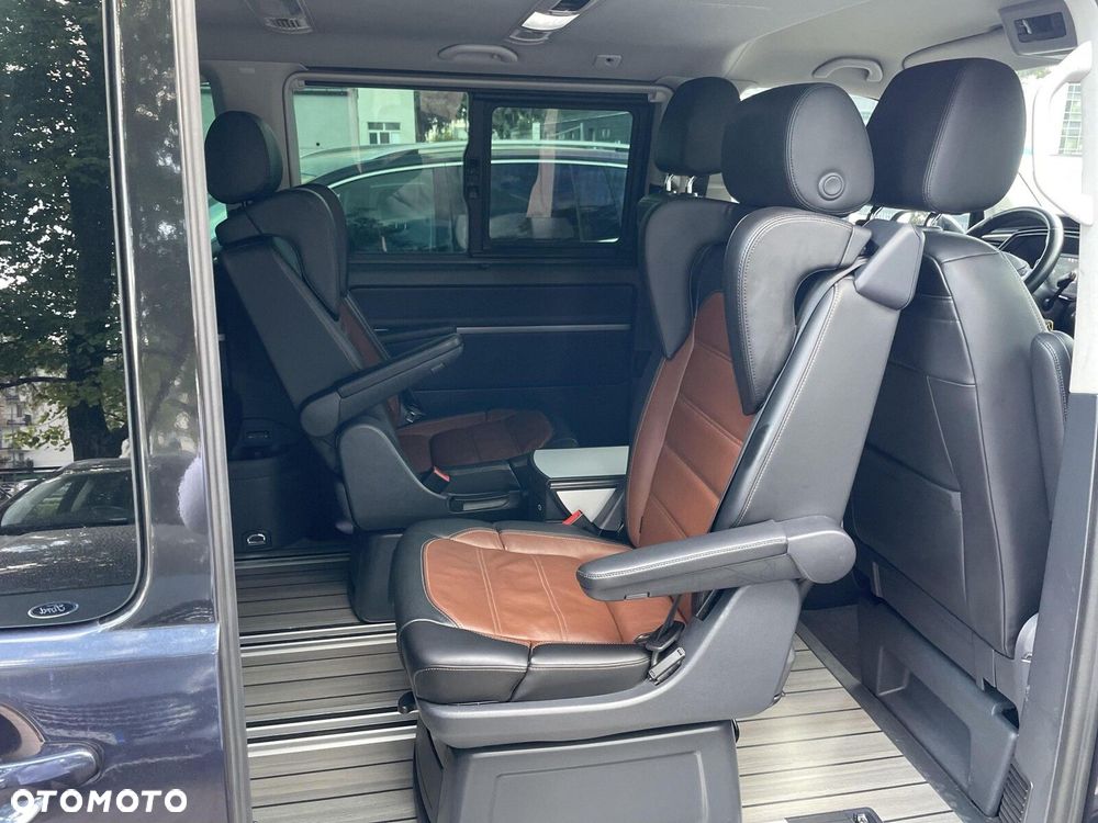 Volkswagen Multivan - 22
