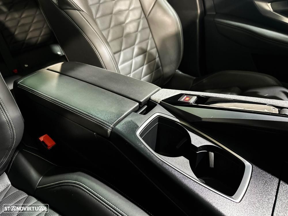 Peugeot E-3008 73 kWh GT - 38