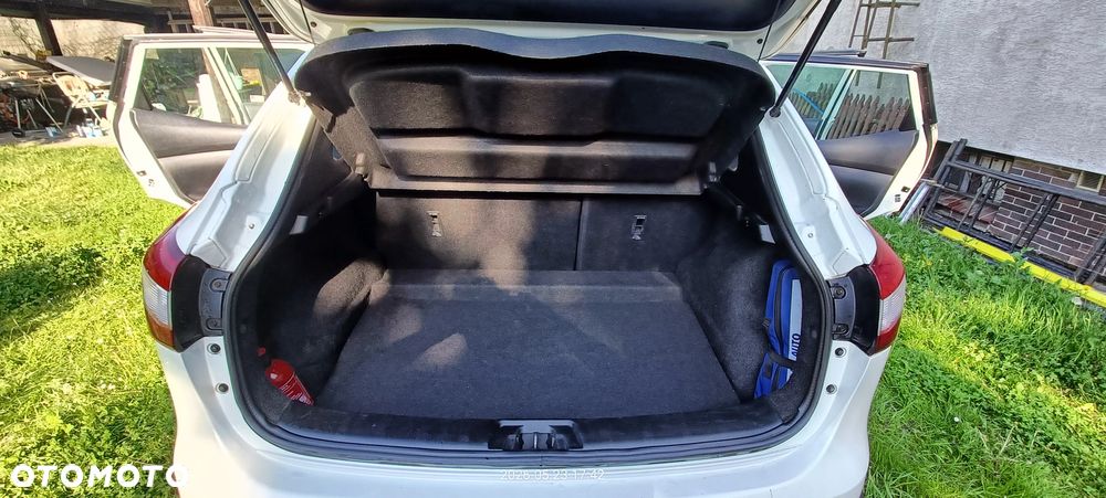 Nissan Qashqai+2 - 10