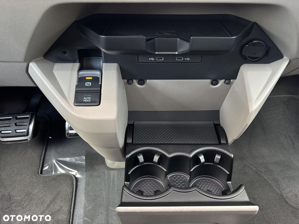 Volkswagen Multivan 2.0 TDI L1 Style DSG - 21