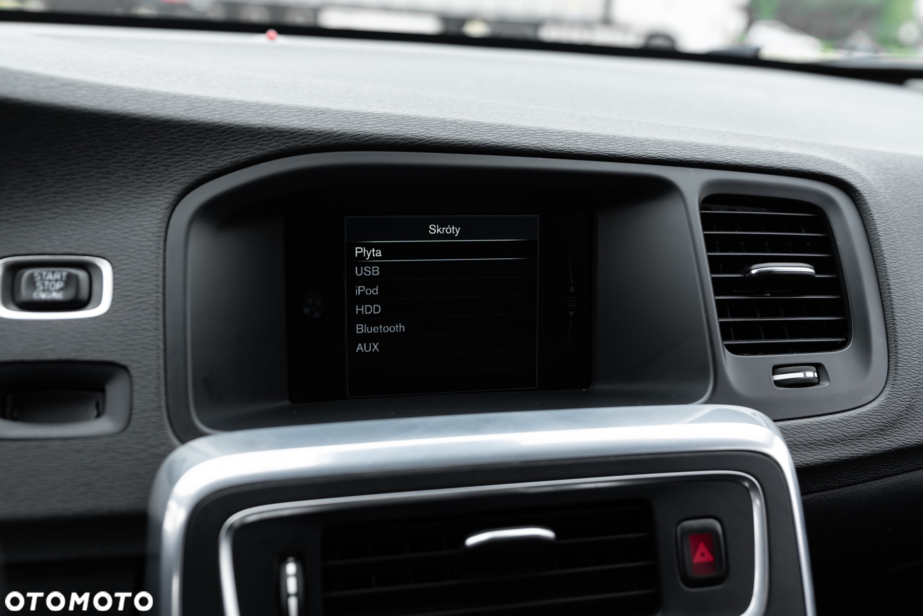 Volvo V60 D4 Geartronic Summum - 33