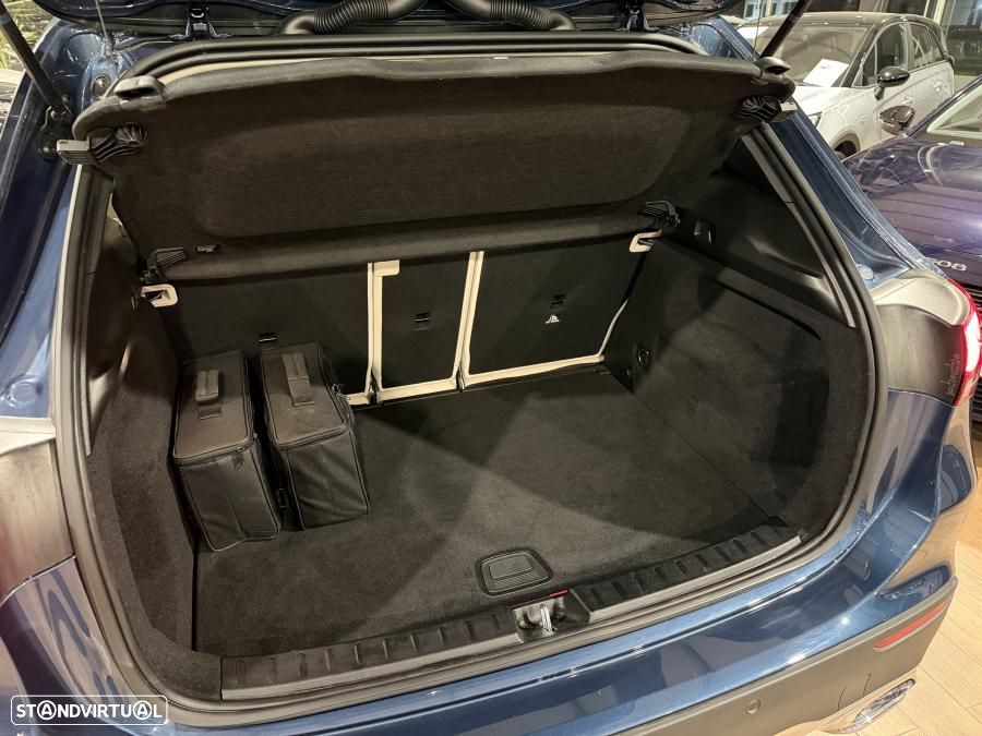 Mercedes-Benz GLA 250 e 8G-DCT Progressive - 35