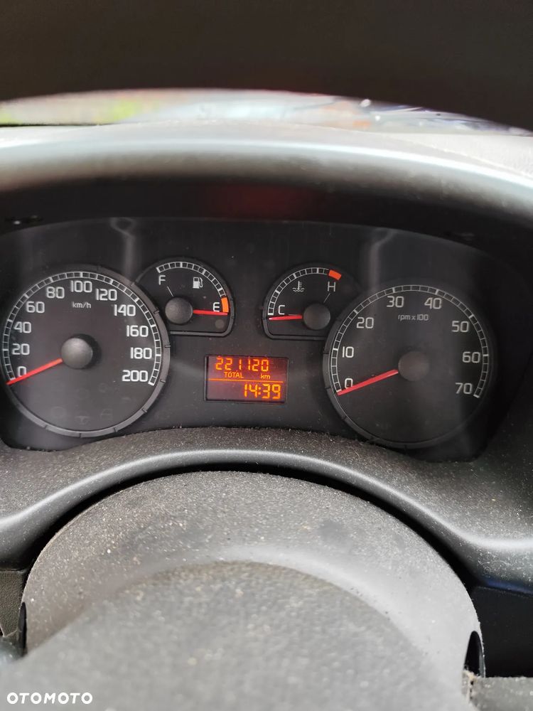 Fiat Punto 1.2 8V - 6