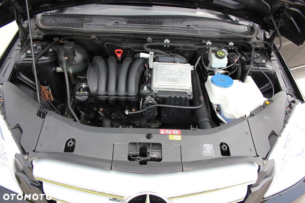 Mercedes-Benz Klasa B 180 BlueEFFICIENCY - 26