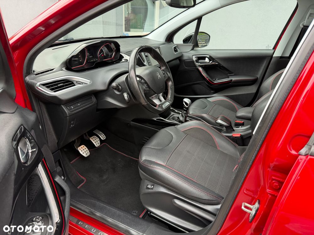 Peugeot 2008 BlueHDi FAP 120 STOP & START GT-Line Edition - 6