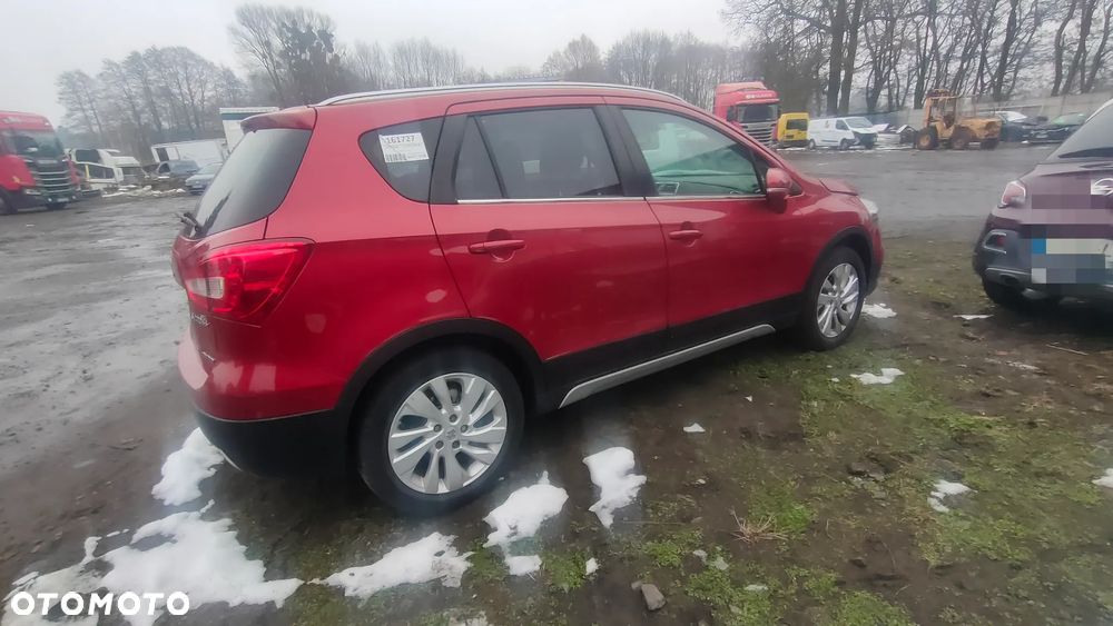 Suzuki SX4 S-Cross - 10