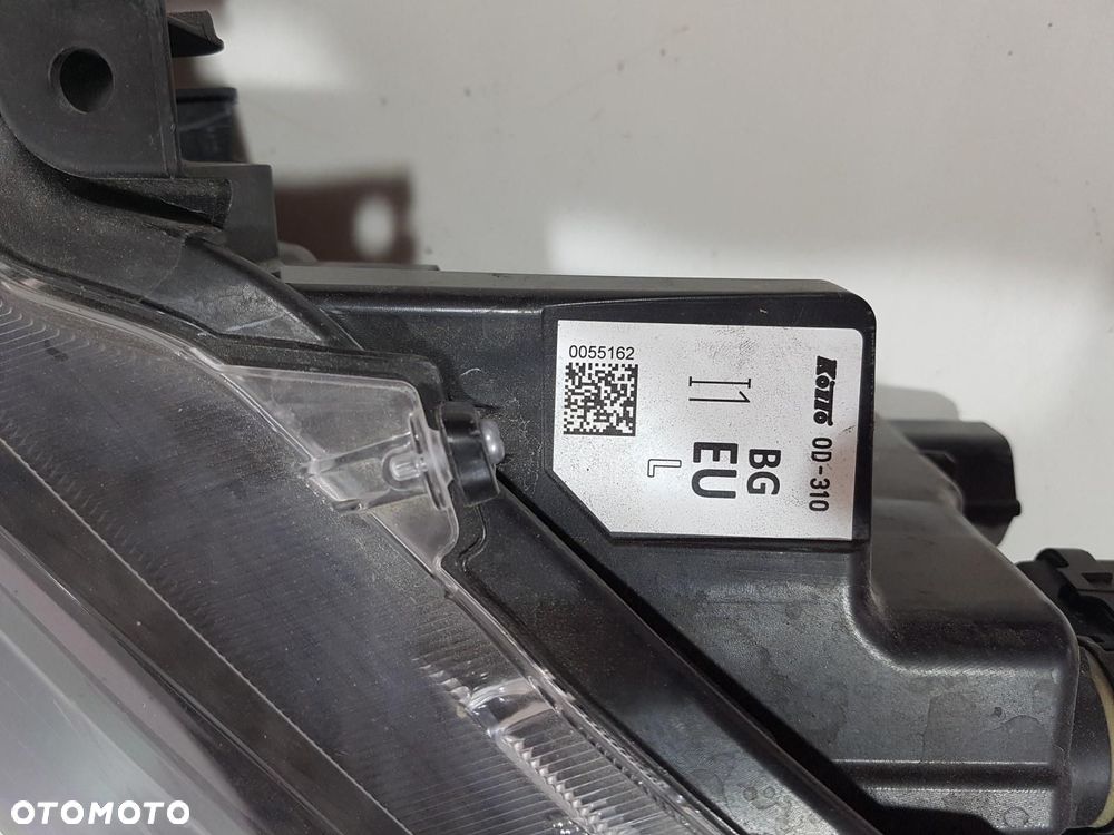 TOYOTA YARIS CROSS LAMPA PRZÓ PRZEDNIA LEWA FULL LED EUROPA ORYGINAŁ - 7