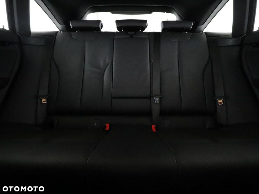 BMW Seria 3 318d M Sport - 19
