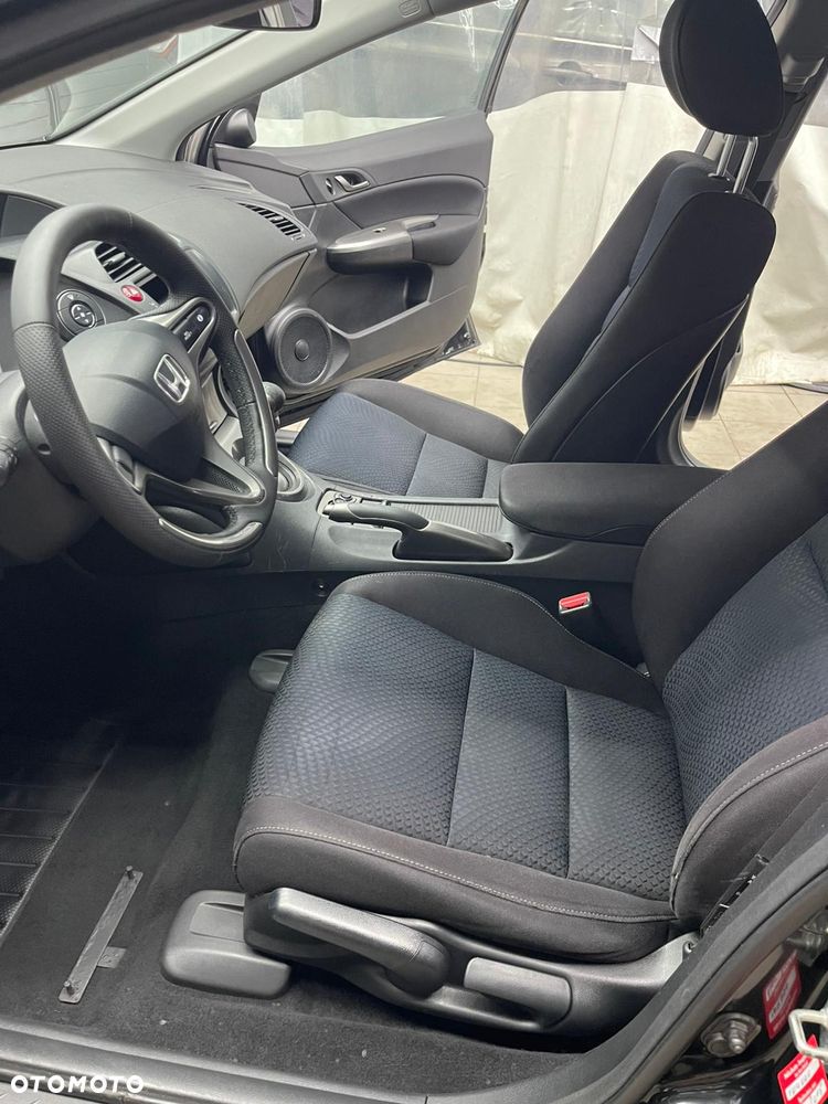 Honda Civic 1.4 i-VTEC Comfort - 25