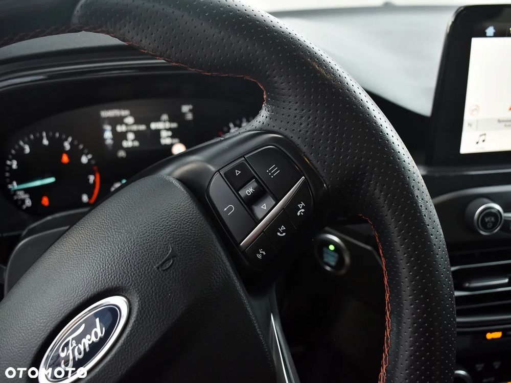 Ford Focus - 21