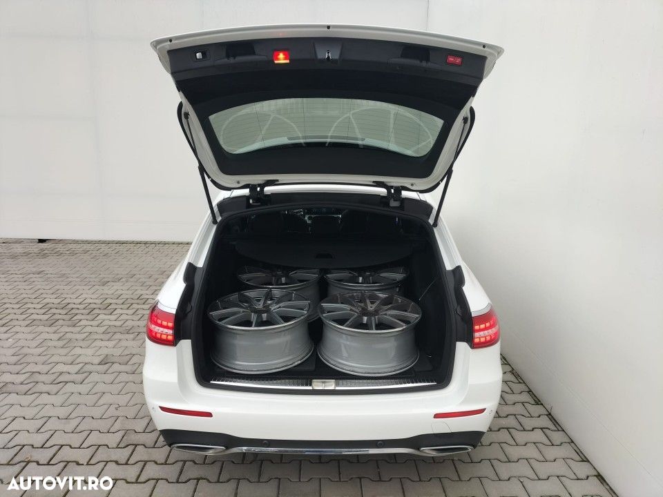 Mercedes-Benz E - 6