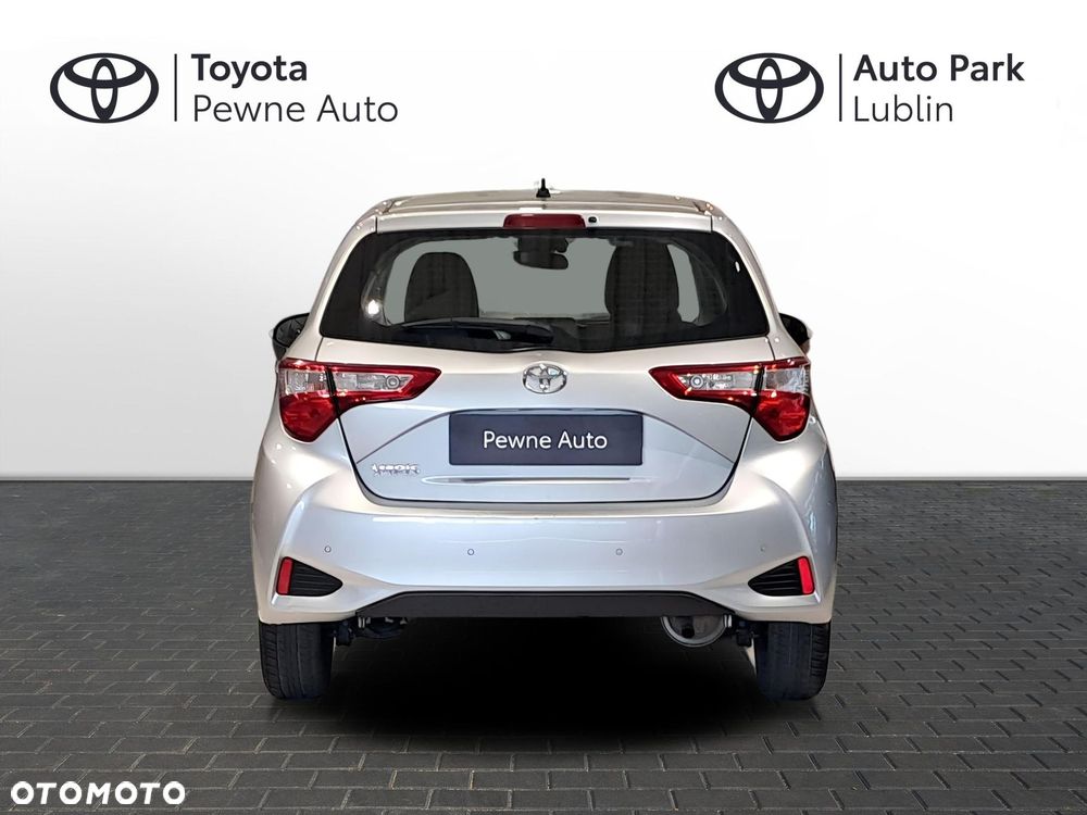 Toyota Yaris - 4