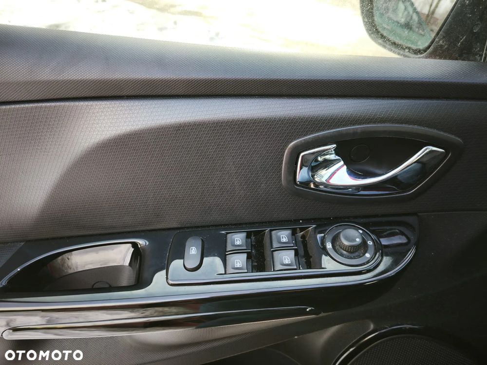 Renault Clio 1.5 dCi Energy Intens - 8