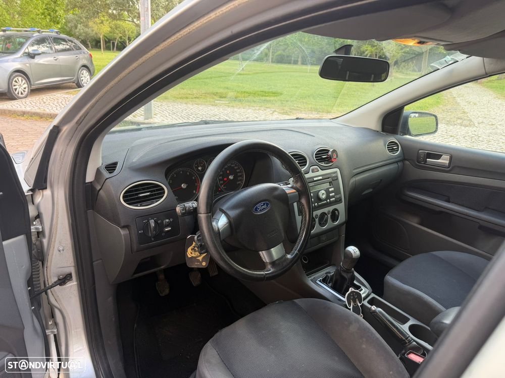 Ford Focus SW 1.4 Comfort - 8