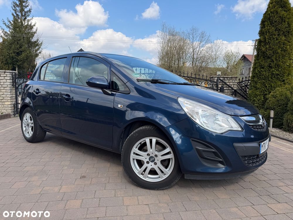 Opel Corsa 1.4 16V Cosmo - 18