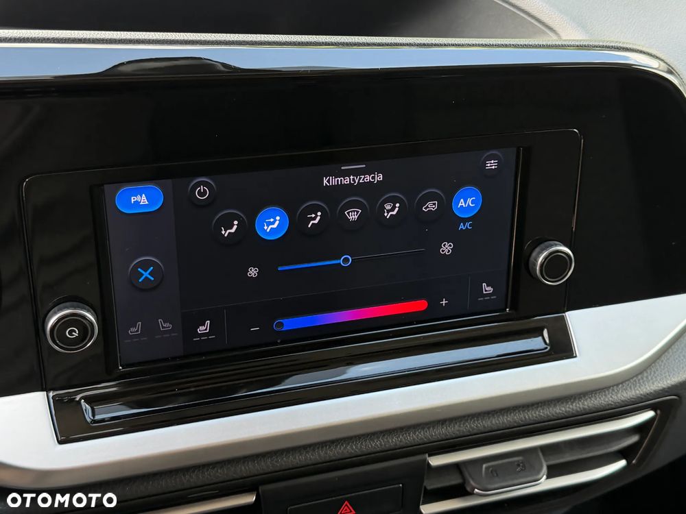 Ford Tourneo Connect 2.0 EcoBlue Titanium - 19