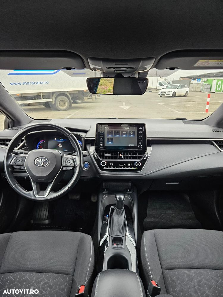 Toyota Corolla 1.8 Business Edition - 13