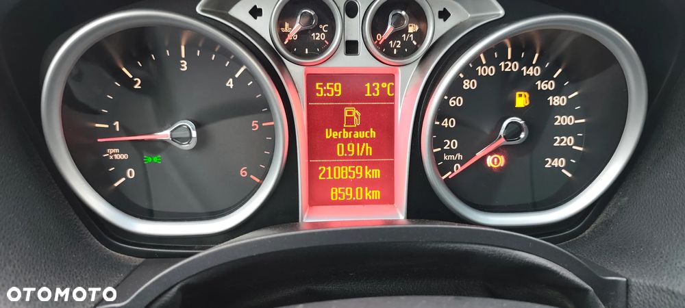 Ford Kuga 2.0 TDCi 4WD Titanium Plus - 13