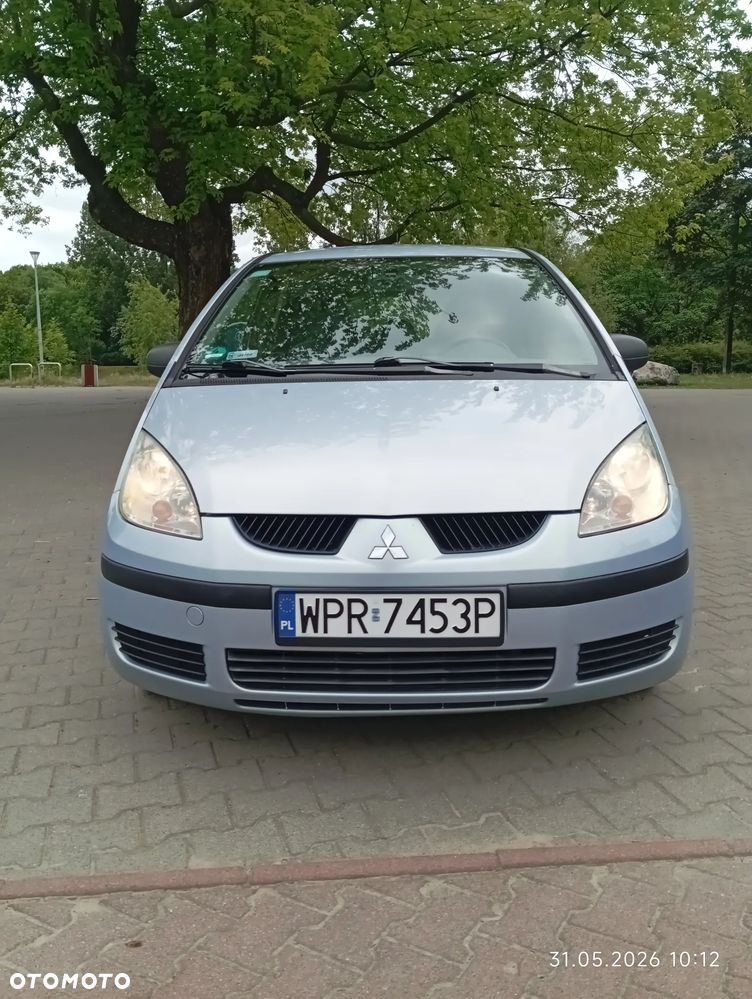 Mitsubishi Colt 1.1 - 9