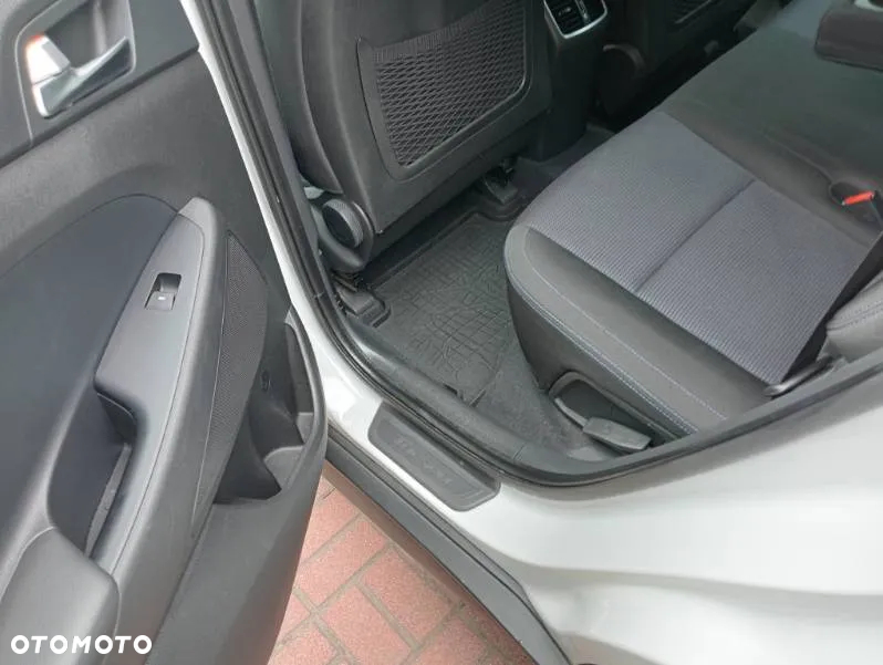 Hyundai Tucson 1.6 GDI BlueDrive Comfort 2WD - 5