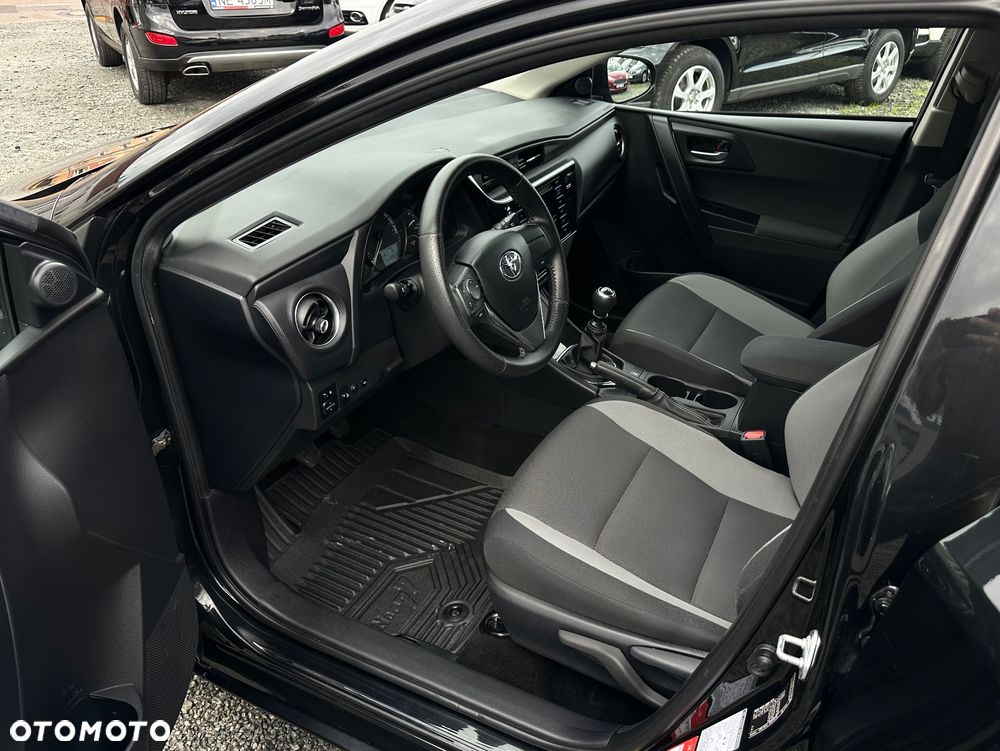 Toyota Auris 1.6 Dynamic - 13
