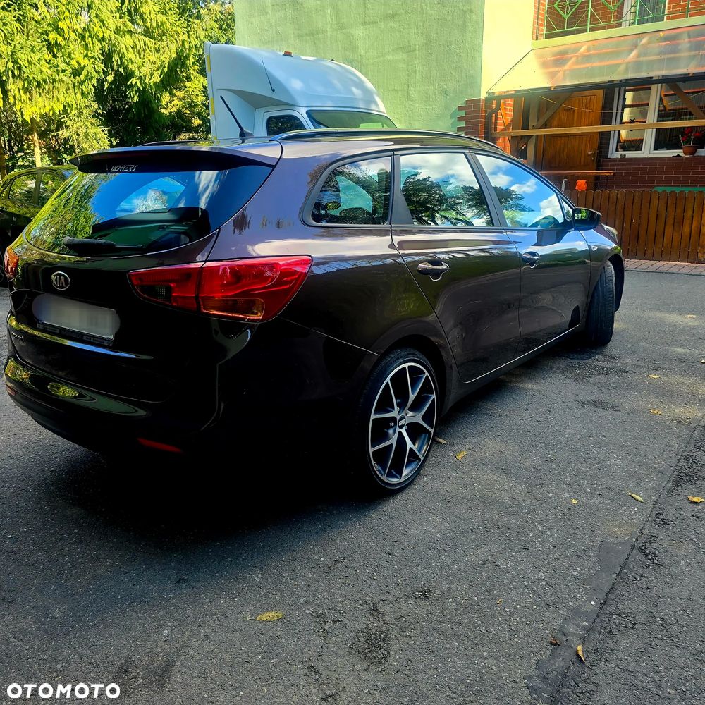 Kia Ceed 1.4 CVVT Attract Plus - 10