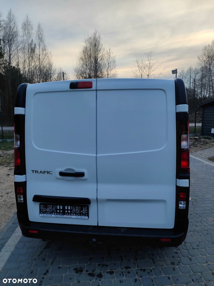 Renault TRAFIC  2016r 1,6 DCI 120KM BEZ ADBLUE L2H1LONG BRUTTO VAT 23% KLIMA - 6