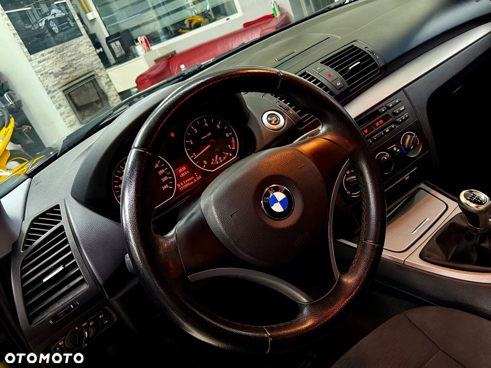 BMW Seria 1 - 31