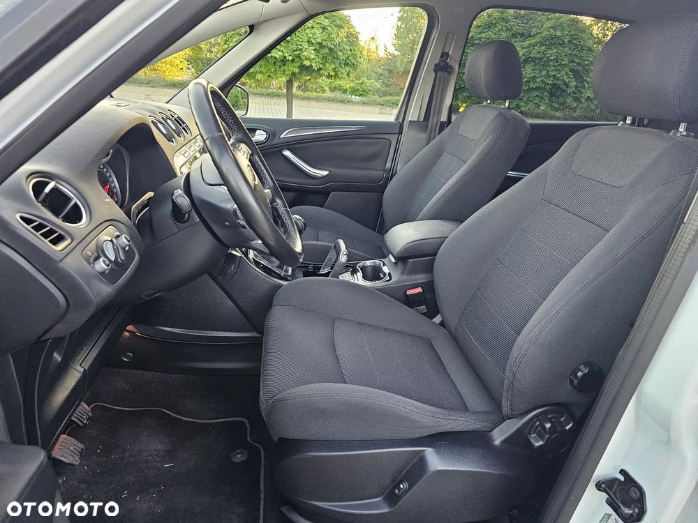 Ford S-Max 2.0 TDCi Titanium - 24