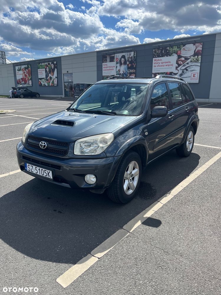 Toyota RAV4 D-4D 4x4 - 2