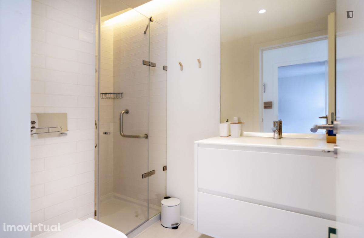 Apartamento com 2 quartos - localizado em Tavira - Grande imagem: 2/11