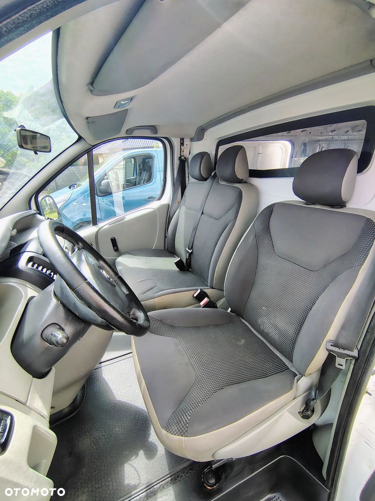 Opel Vivaro - 14