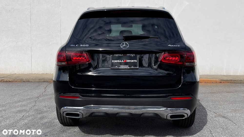 Mercedes-Benz GLC - 13