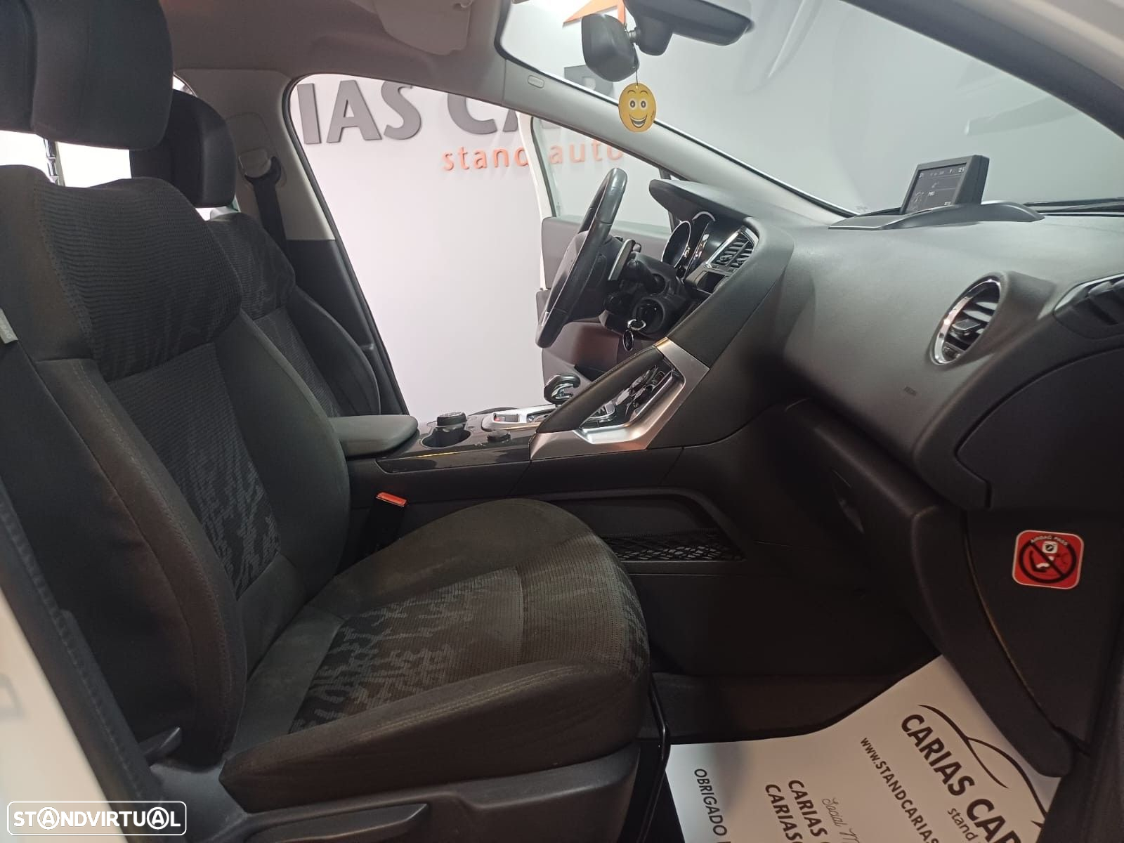 Peugeot 3008 2.0 HDi Hybrid4 - 11