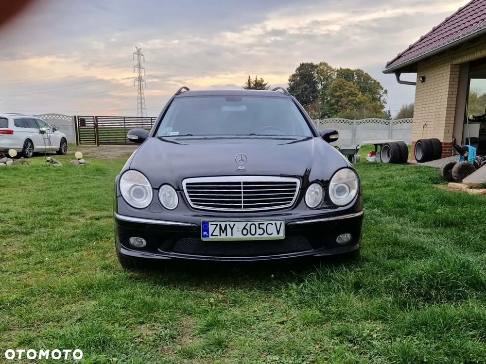 Mercedes-Benz Klasa E 55 T AMG - 10