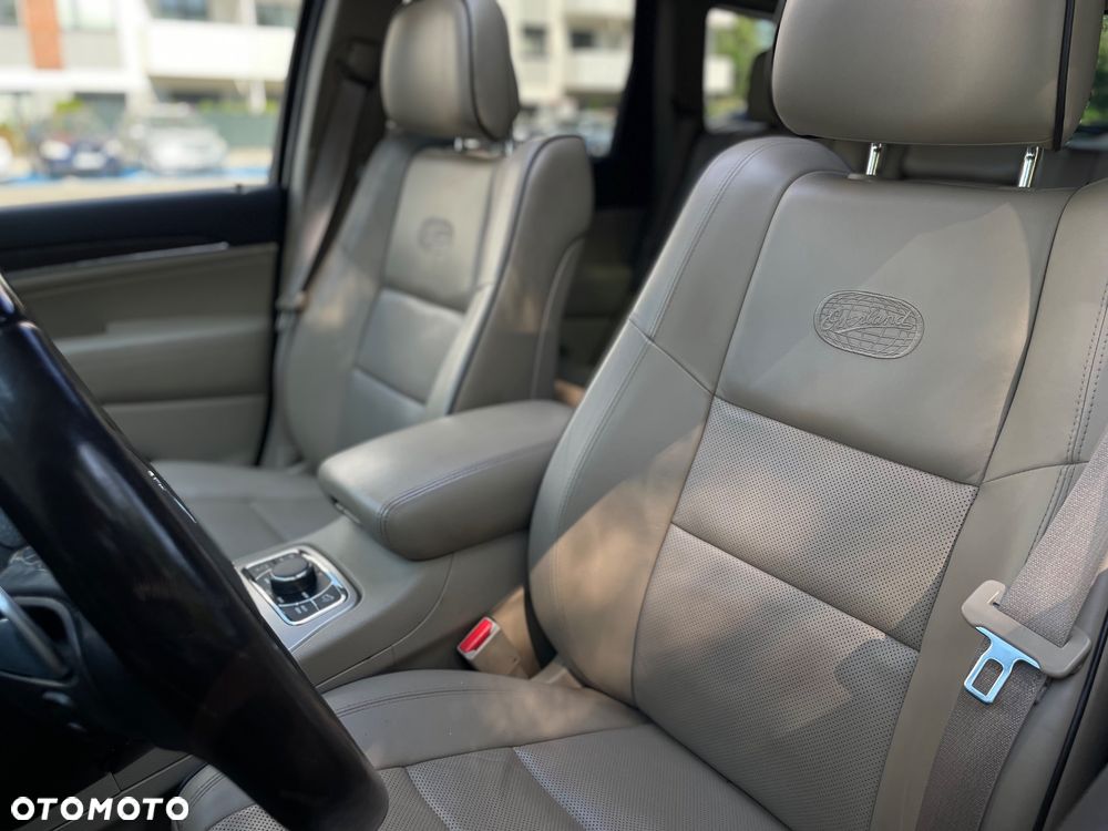 Jeep Grand Cherokee 5.7 V8 Overland Summit - 24